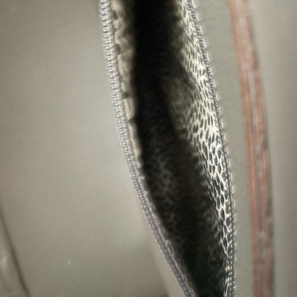 Large gray purse - Picture 3 of 7